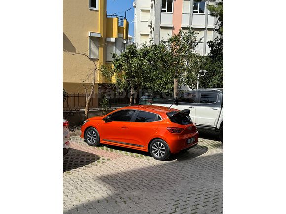 49.000KM de 2020  model 1.0 tce turuncu clio RS 