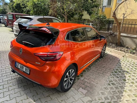 49.000KM de 2020  model 1.0 tce turuncu clio RS 