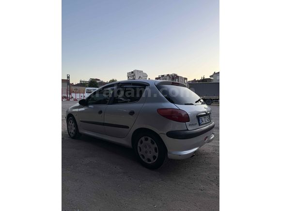 Sahibinden Peugeot 206 1.4 XT 2002 Model 