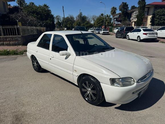 Sahibinden Ford Escort 1.6 CLX 1995 Model