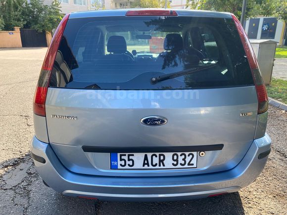 Memurdan Ford Fusion 1.4 TDCi Comfort 2005 Model 