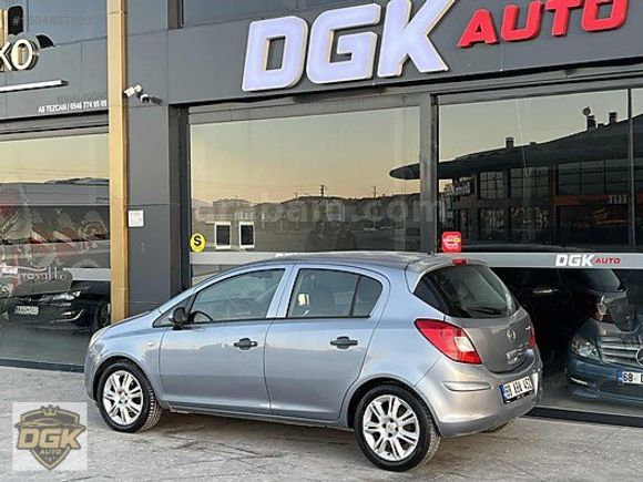 HATASIZ TERTEMİZ DİZEL DÜŞÜK KM CORSA