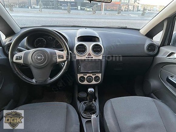 HATASIZ TERTEMİZ DİZEL DÜŞÜK KM CORSA