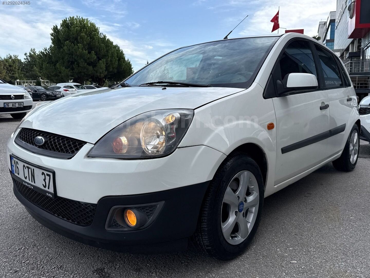 Galeriden Ford Fiesta 1.4 TDCi Comfort 2006 Model Bursa 361.000 km Beyaz 6