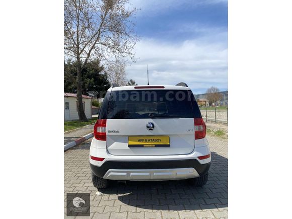 2015 YETİ 1.2 TSI DÜŞÜK KM BAKIMLI