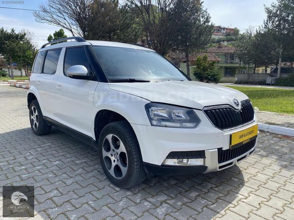 2015 YETİ 1.2 TSI DÜŞÜK KM BAKIMLI