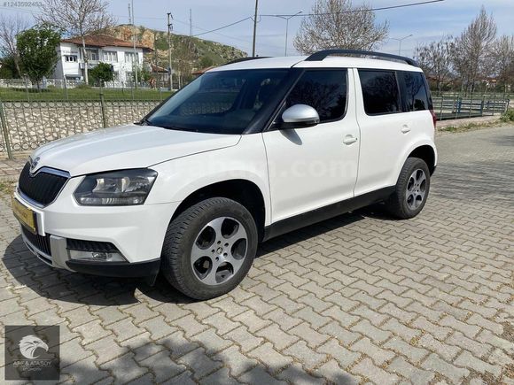 2015 YETİ 1.2 TSI DÜŞÜK KM BAKIMLI