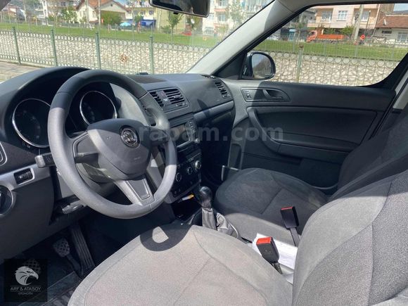 2015 YETİ 1.2 TSI DÜŞÜK KM BAKIMLI