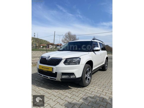2015 YETİ 1.2 TSI DÜŞÜK KM BAKIMLI