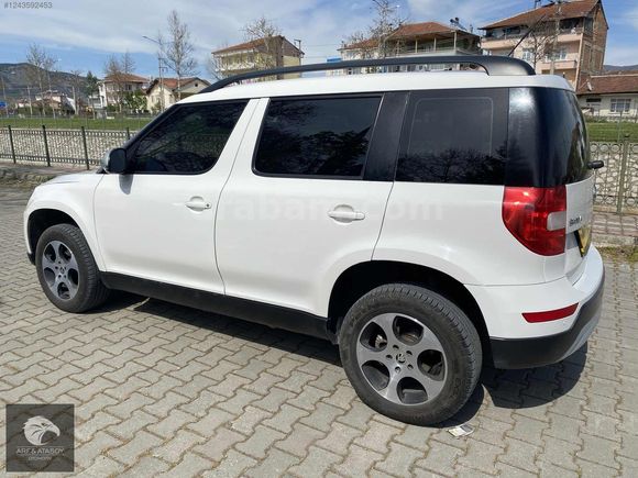 2015 YETİ 1.2 TSI DÜŞÜK KM BAKIMLI