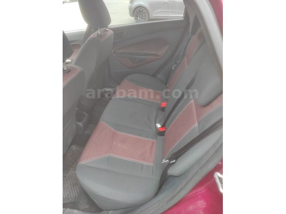 Sahibinden Ford Fiesta 1.4 Titanium 2011 Model