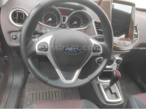 Sahibinden Ford Fiesta 1.4 Titanium 2011 Model