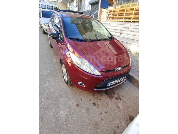 Sahibinden Ford Fiesta 1.4 Titanium 2011 Model