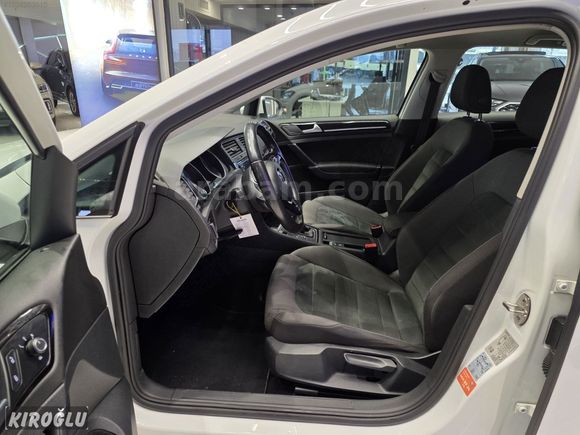 2018 MODEL VOLKSWAGEN GOLF 1.6 TDI COMFORTLINE OTOMATİK HATASIZ