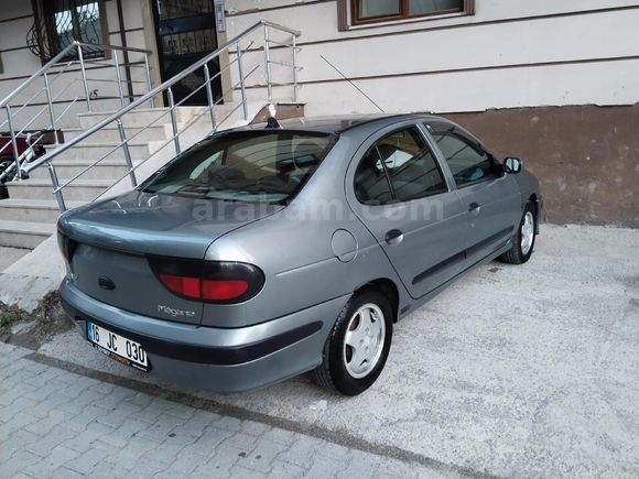 Sahibinden Renault Megane 2.0 RXT 1998 Model