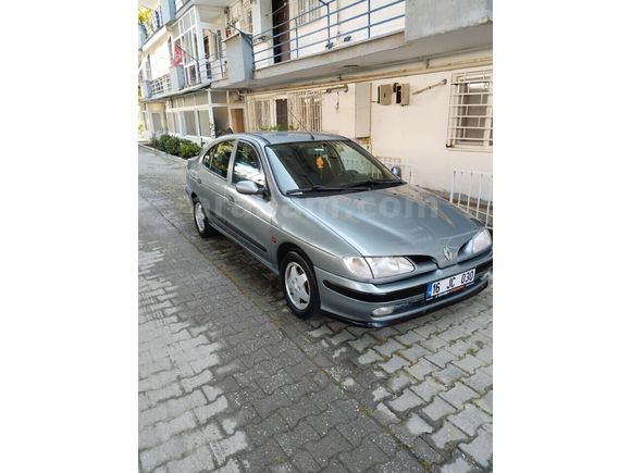 Sahibinden Renault Megane 2.0 RXT 1998 Model