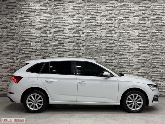 2020 MODEL BOYASIZ DEĞİŞENSİZ 48.000 KM DE PREMİUM SCALA