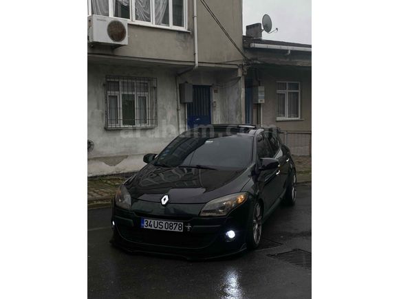 Sahibinden Renault Megane 1.5 dCi Dynamique 2010 Model  255.000 km Siyah