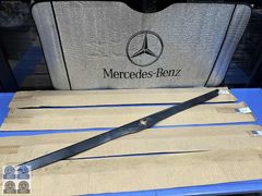 MERCEDES W123 ARKA BAGAJ PANEL PLASTİĞİ ORJİNAL YILDIZLI SIFIR