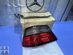 W124 FÜME SOL USA AMERİKAN VERSİYON STOP CAMI ULO KUTULU SIFIR