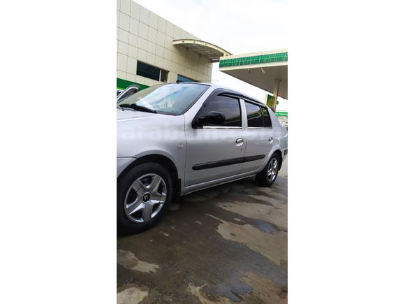 Sahibinden Renault Clio 1.4 Alize 2006 Model  184.000 km Gri (Gümüş)