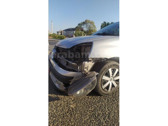 Sahibinden Renault Clio 1.4 Alize 2006 Model  184.000 km Gri (Gümüş)