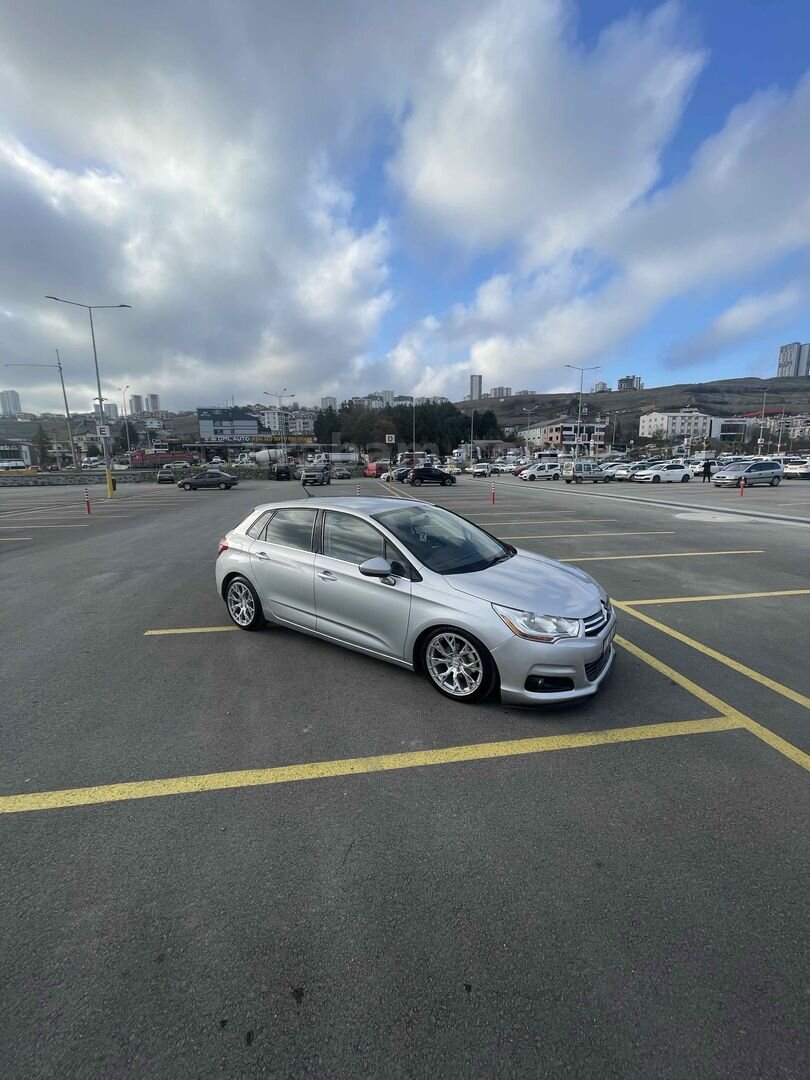 Sahibinden Citroen C4 1.6 HDi Confort 2011 Model Samsun 203.000 km Gri 6