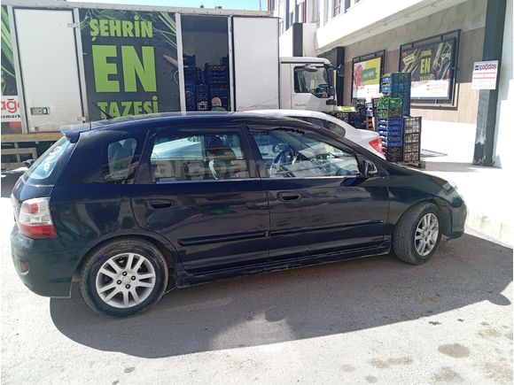 Sahibinden Honda Civic 1.6 i ES 2005 Model otomatik akü yeni motor sorunsuz tramer 13 binde muayene yeni 05342814127