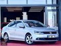 GÜLEROĞLUNDAN ORJİNAL 70000 KM.DE 2013 VW JETTA 1.6 TDİ COMFORT
