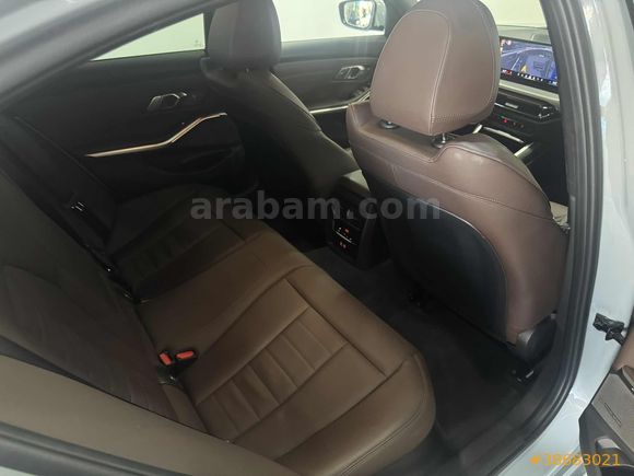 2025 BMW 320İ M SPORT (GERÇEK DERI)