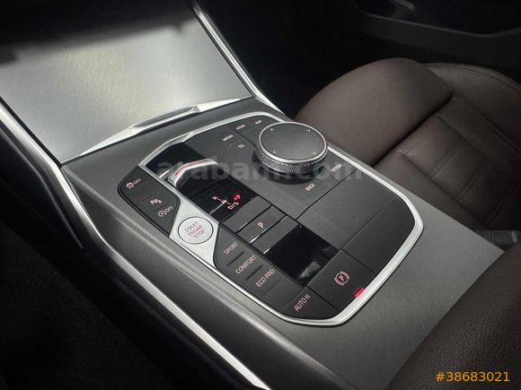 2025 BMW 320İ M SPORT (GERÇEK DERI)