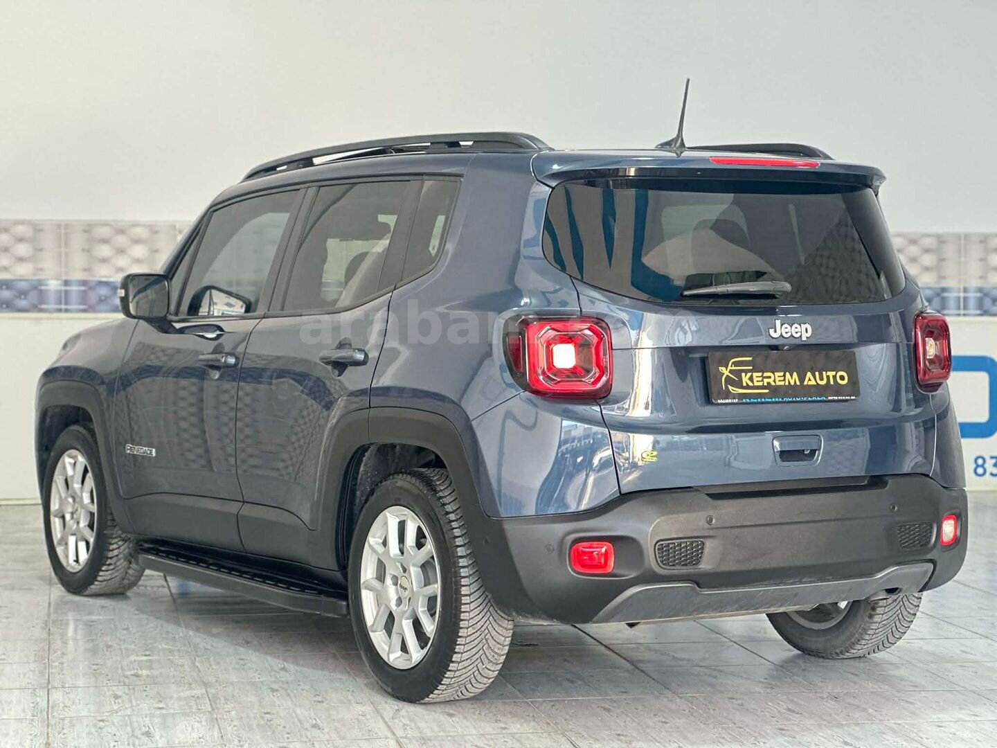 Galeriden Jeep Renegade 1.5 e-Hybrid Limited 2023 Model Gaziantep 110.000 km Gri 7