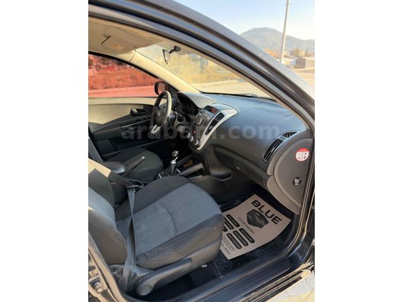 Sahibinden Kia Ceed 1.6 CRDi Motion 2012 Model 