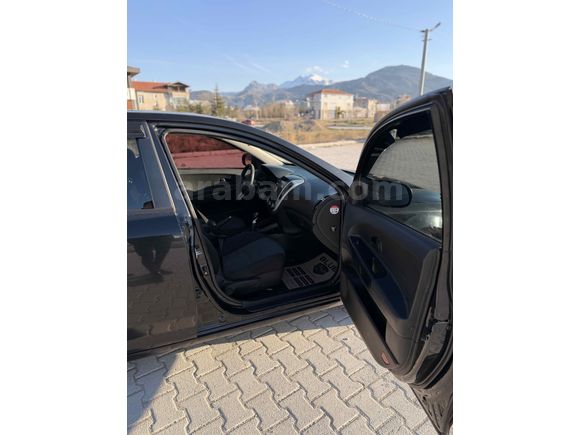Sahibinden Kia Ceed 1.6 CRDi Motion 2012 Model 