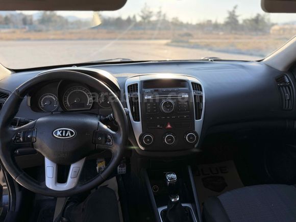 Sahibinden Kia Ceed 1.6 CRDi Motion 2012 Model 
