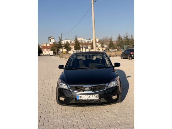 Sahibinden Kia Ceed 1.6 CRDi Motion 2012 Model 
