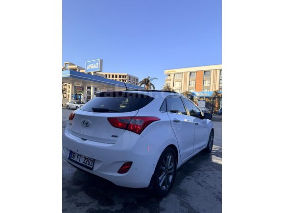 //2015 İ30//1.6 OTAMATİK/ELIT PAKET// SUNROOF+CAM TAVAN/FULL+FULL//