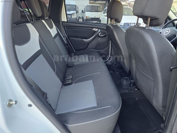 2017 DACİA DUSTER 1.5 DCİ LAURETTE 110 4x2 61,000 KM