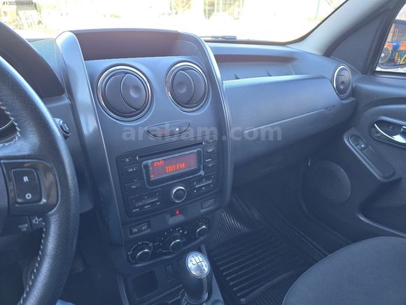 2017 DACİA DUSTER 1.5 DCİ LAURETTE 110 4x2 61,000 KM