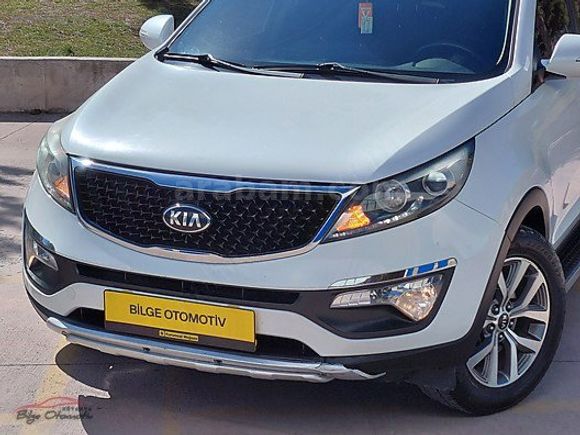 BOYASIZ // 2015 KİA SPORTAGE 1.6 CONSEPT PLUS - LPG - 140,000km