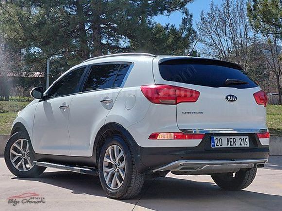 BOYASIZ // 2015 KİA SPORTAGE 1.6 CONSEPT PLUS - LPG - 140,000km