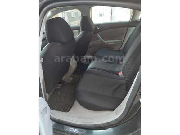 Sahibinden Citroen C5 1.6 e-HDi Confort 2010 Model  280.000 km Siyah