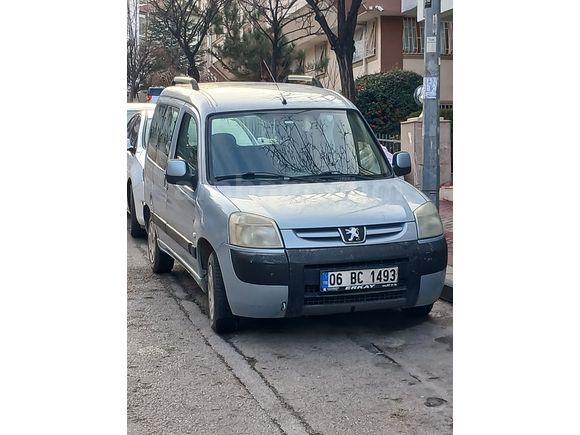Sahibinden Peugeot Partner 2.0 HDI 2006 Model 
