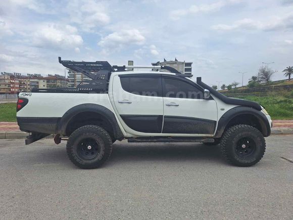 Sahibinden Mitsubishi L 200 4x4 Instyle 2015 Model 