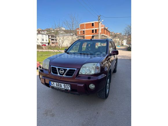 Sahibinden Nissan X-Trail 2.0 Luxury 2004 Model