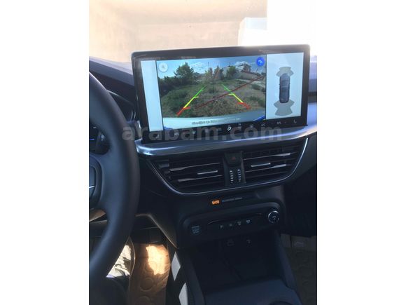 Sahibinden Ford Focus 1.5 TDCi Titanium X 2024 Model 