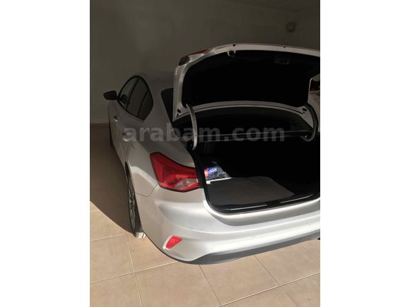 Sahibinden Ford Focus 1.5 TDCi Titanium X 2024 Model 