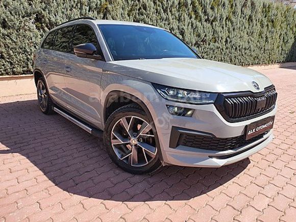 ALK'DEN 2022 BOYASIZ 72.700 KM'DE SKODA KADİAQ SPORTLİNE CAM TVN