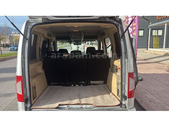 Sahibinden Ford Tourneo Connect 110PS 2011 Model 