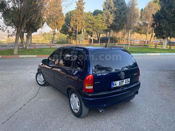 Klimalı mavi boncuk